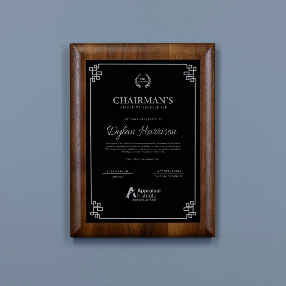 Heritage Walnut Plaque – Black to Silver Plate