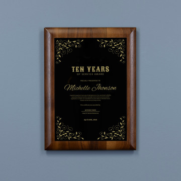 Heritage Walnut Plaque - Black to Gold Plate