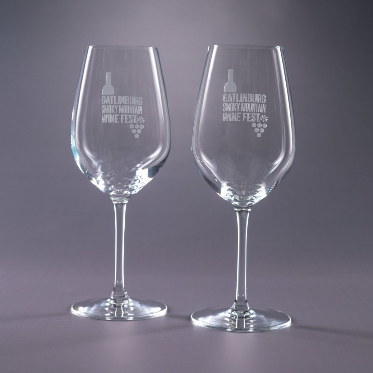 19.5oz. Domaine Tulip Red - Traveler — custom etched by Flawless Awards